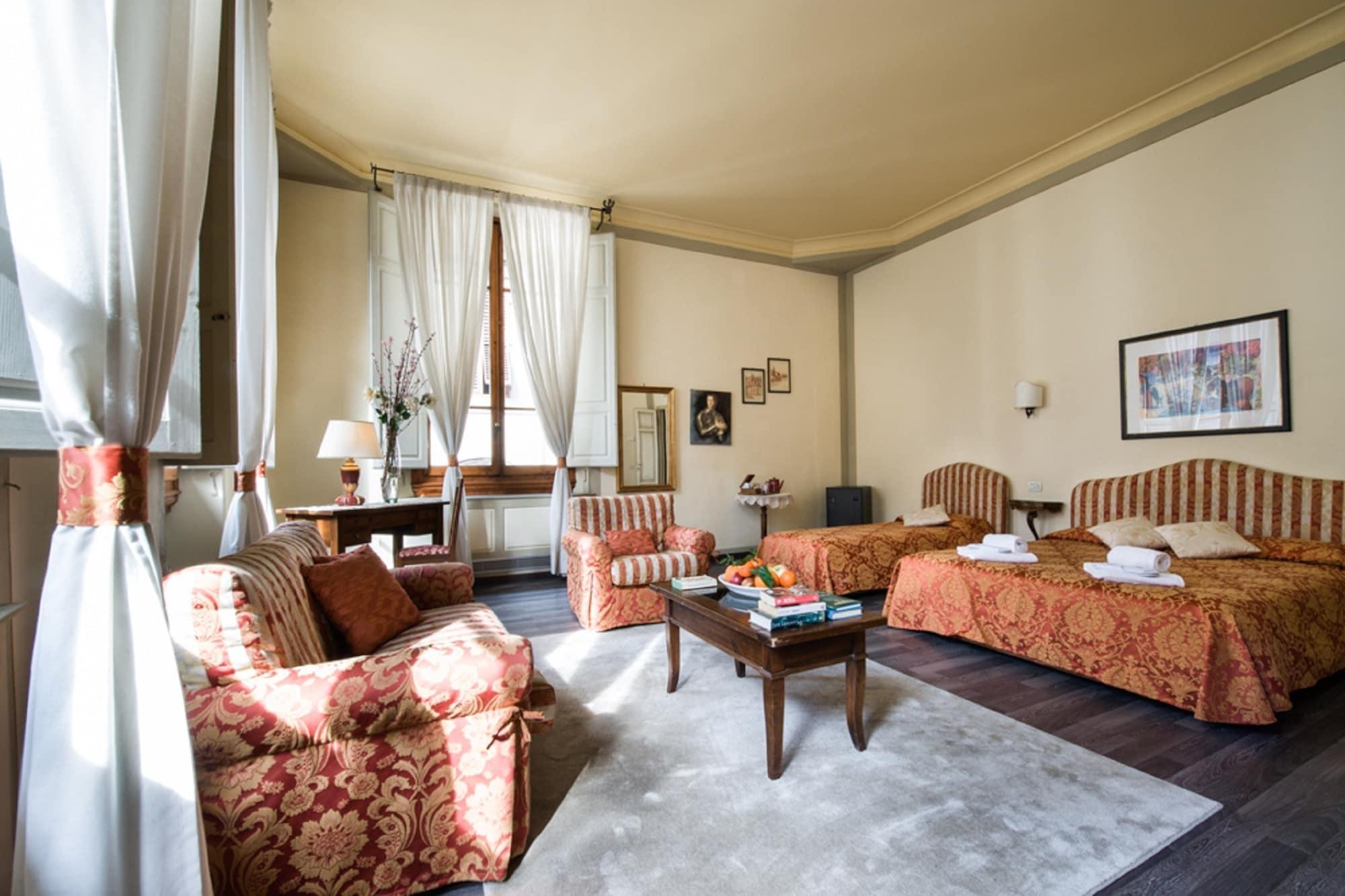 לינה וארוחת בוקר פירנצה Residenza Castiglioni מראה חיצוני תמונה