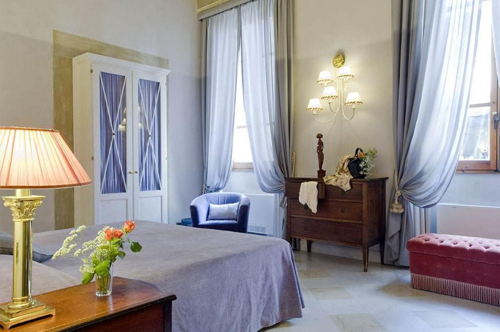 לינה וארוחת בוקר פירנצה Residenza Castiglioni מראה חיצוני תמונה